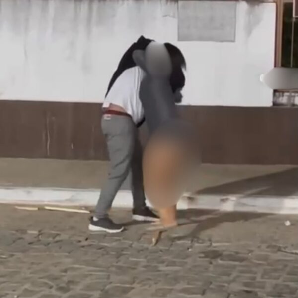 Mulher é presa em Vitória da Conquista suspeita de atear fogo no ex-companheiro durante festa em Poções