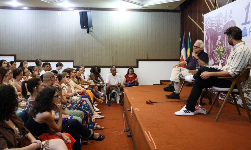 Memória é fundamental na literatura, diz escritor Milton Hatoum Memória é fundamental na literatura, diz escritor Milton Hatoum