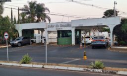 Moraes autoriza Bolsonaro a sair da prisão domiciliar para dentista