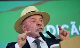 Atitude irresponsável, diz Lula após revogação de visto de embaixadora
