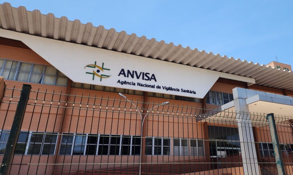 Cosméticos sem registro têm fabricação e venda proibidas pela Anvisa Cosméticos sem registro têm fabricação e venda proibidas pela Anvisa