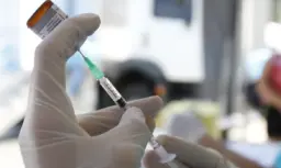 Campanha contra sarampo vacinou 280 mil pessoas em SP em uma semana