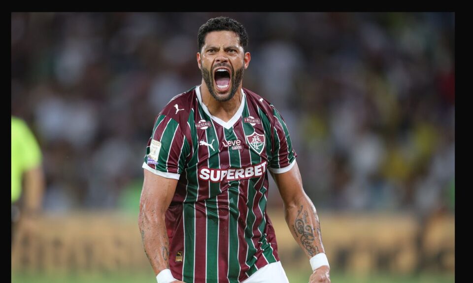 Fluminense vira sobre o Remo e se mantém firme no G-4 do Brasileirão Fluminense vira sobre o Remo e se mantém firme no G-4 do Brasileirão