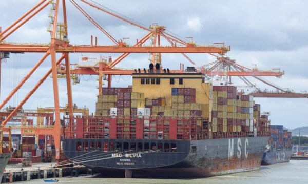 Ministros do Brasil e EUA vão retomar negociação comercial Ministros do Brasil e EUA vão retomar negociação comercial