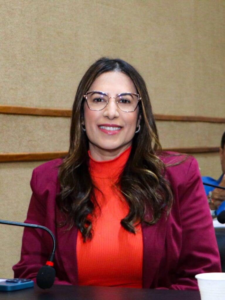 TRE-BA indefere registro de candidatura de Claudia Oliveira por falta de certidão eleitoral TRE-BA indefere registro de candidatura de Claudia Oliveira por falta de certidão eleitoral