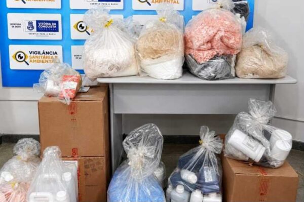 Farmácia de manipulação é interditada em Vitória da Conquista após fiscalização encontrar produtos vencidos e semaglutida irregular