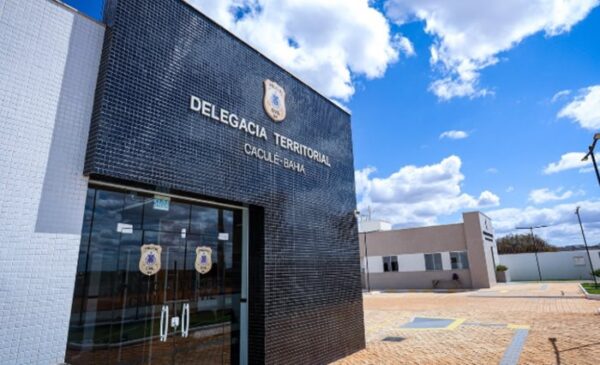 Adolescente de 14 anos é apreendido em Caculé durante operação contra redes digitais de exploração de menores