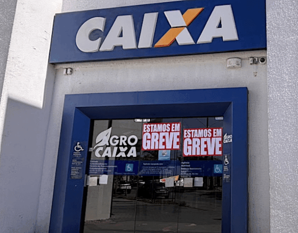 TST marca julgamento da greve dos funcionários da Caixa para terça-feira (29)