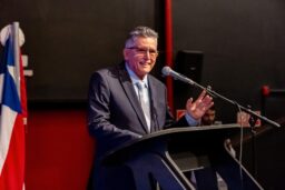 Prefeito de Porto Seguro Jânio Natal diz que ACM Neto “já está eleito” e afirma que chance de reeleição de Jerônimo é “muito pouca”