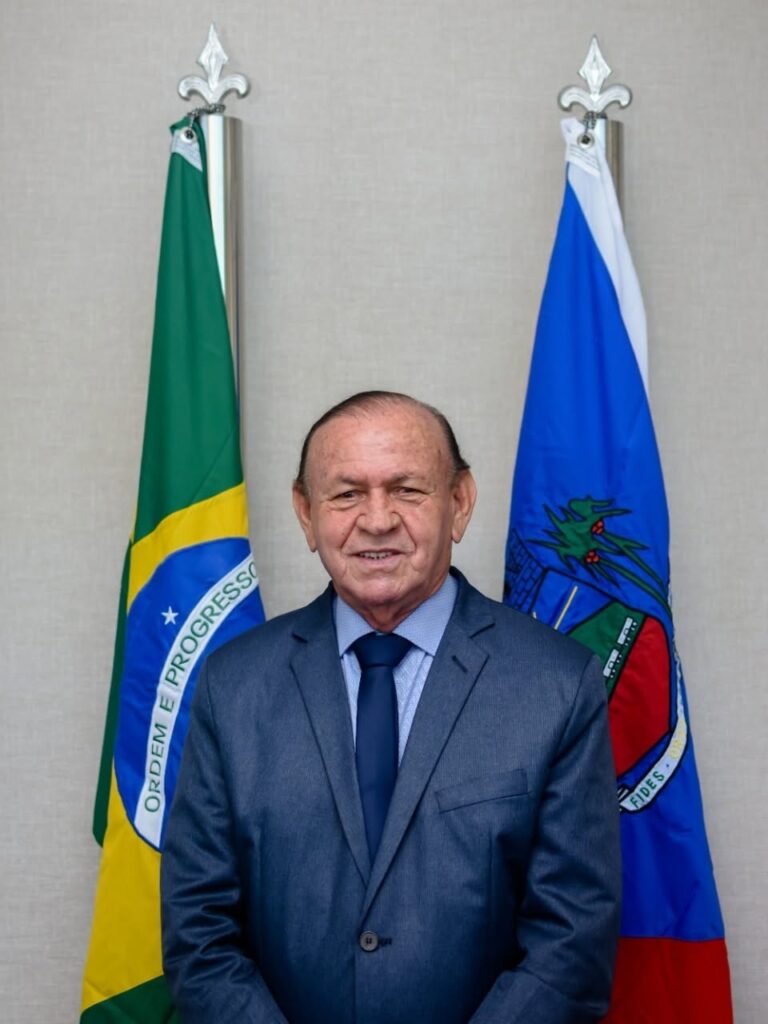 TCM dá prazo de 20 dias para prefeito de Caculé explicar 239 contratações temporárias TCM dá prazo de 20 dias para prefeito de Caculé explicar 239 contratações temporárias