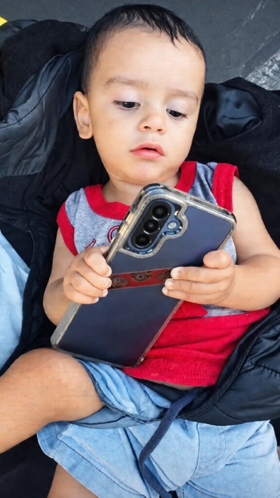 Bebê Noah é encontrado abandonado em jardineira de madeira no sul de Ilhéus após ser levado por homem armado