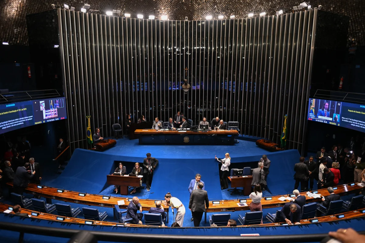 Boa Notícia: Senado aprova em dois turnos PEC que prevê fim da escala 6×1 e jornada de 40 horas semanais